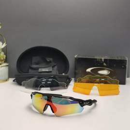 Picture of Oakley Sunglasses _SKUfw66124503fw